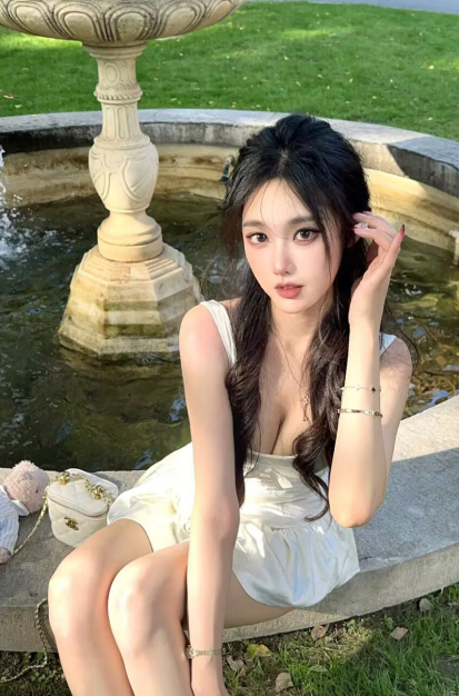 774AC993374E06E632909D1430B33CD2